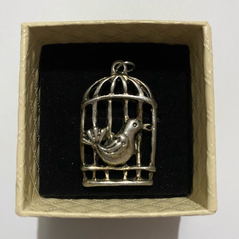 Vintage Bird pendant/charm